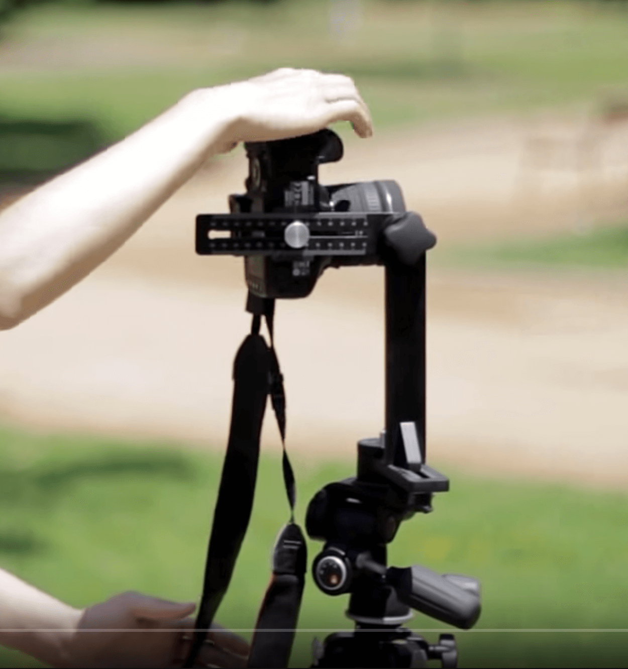 36E95E72-7357-4AA2-B937-6B2A099F1B60