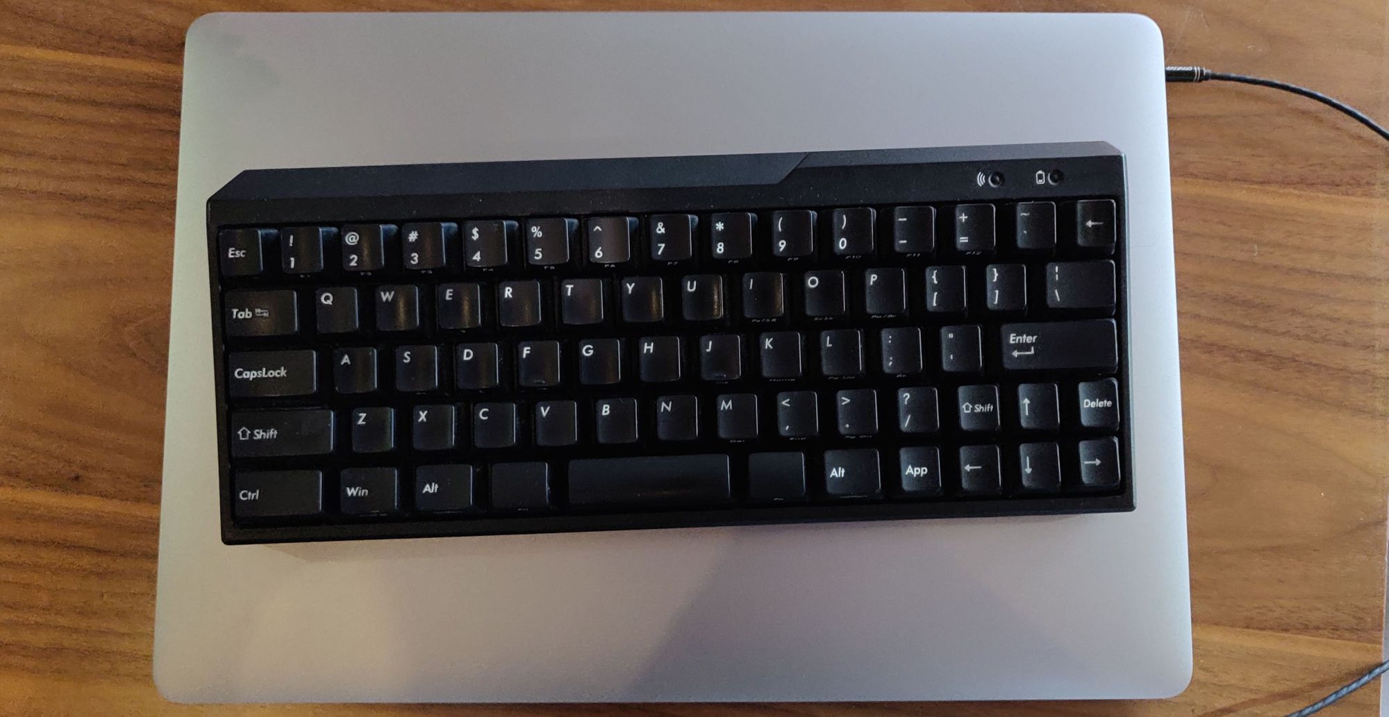 Featured image of post Flico Minila Air 在使用 3 年后坏了5个键 (更新: 维修记录)